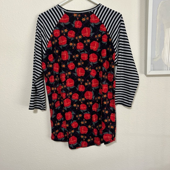 LuLaRoe Black Top with Red Floral Design - Picture 4 of 6
